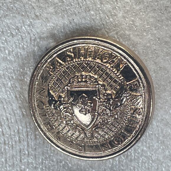 Oliver. O Anthropologie Women M Cream Knit Sweater Gold Buttons Academia Classic - Picture 3 of 8